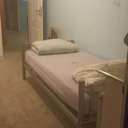 Sultanhostel Albergue